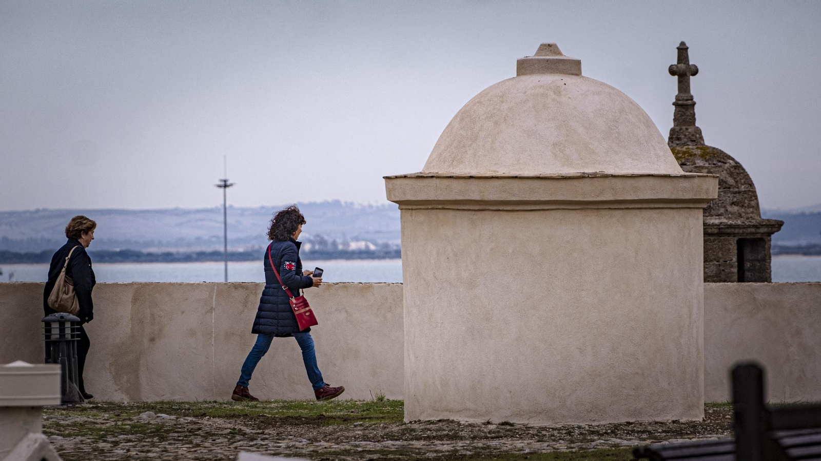 Las imágenes de la reapertura del paseo superior de las Puertas de Tierra