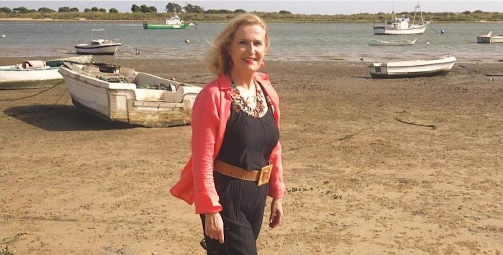 Nieves Herrero en "su playa" onubense