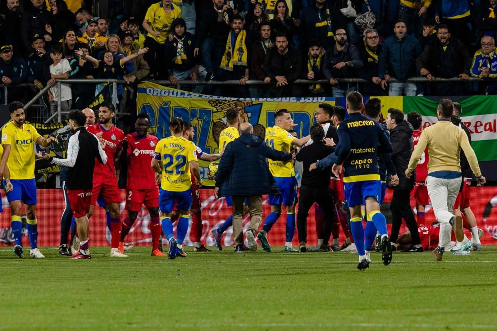Todas las imágenes del Cádiz C.F.-Getafe