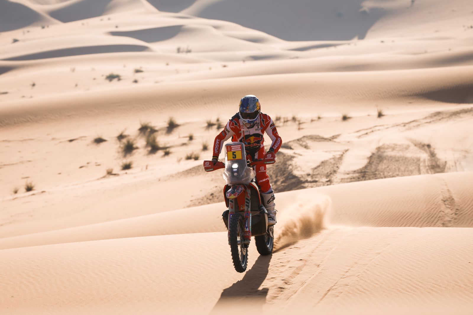Las espectaculares imágenes del Dakar por las dunas