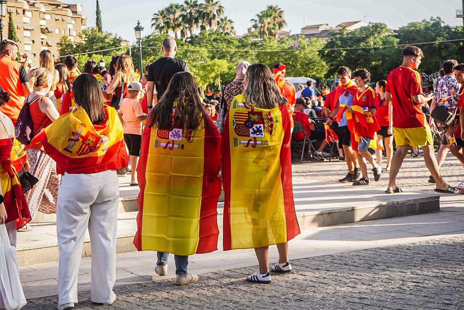 Así se vive en las calles de Granada la final de la Eurocopa