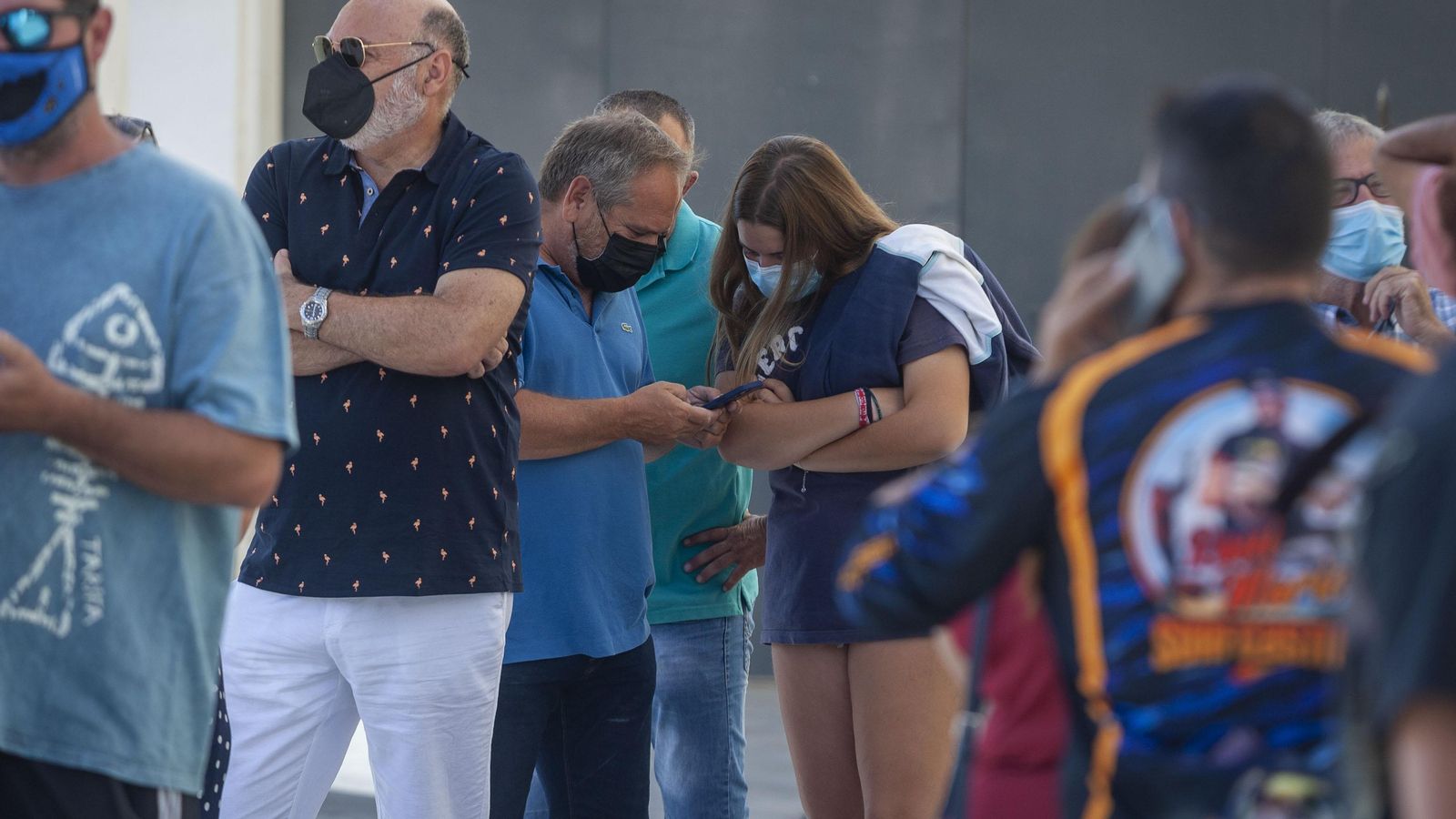 Otro tramo de la cola para vacunarse.