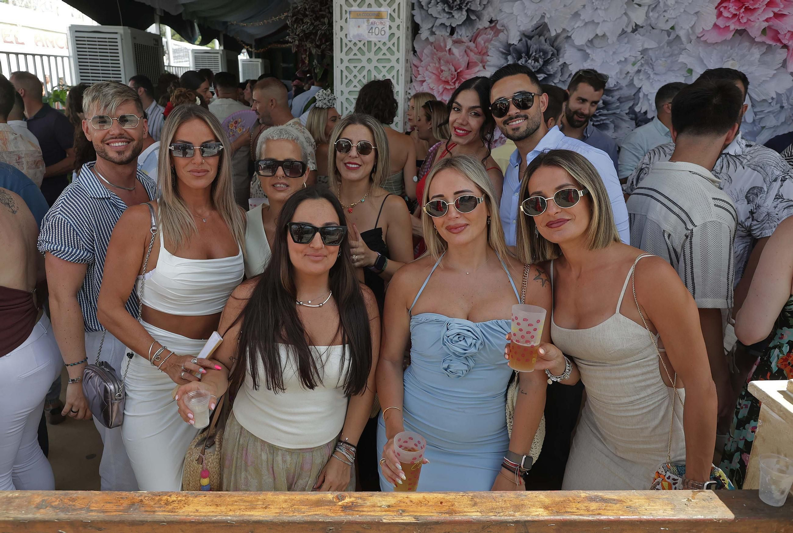 Búscate en las fotos del Domingo por Sevillanas de la Feria Real de Algeciras 2025
