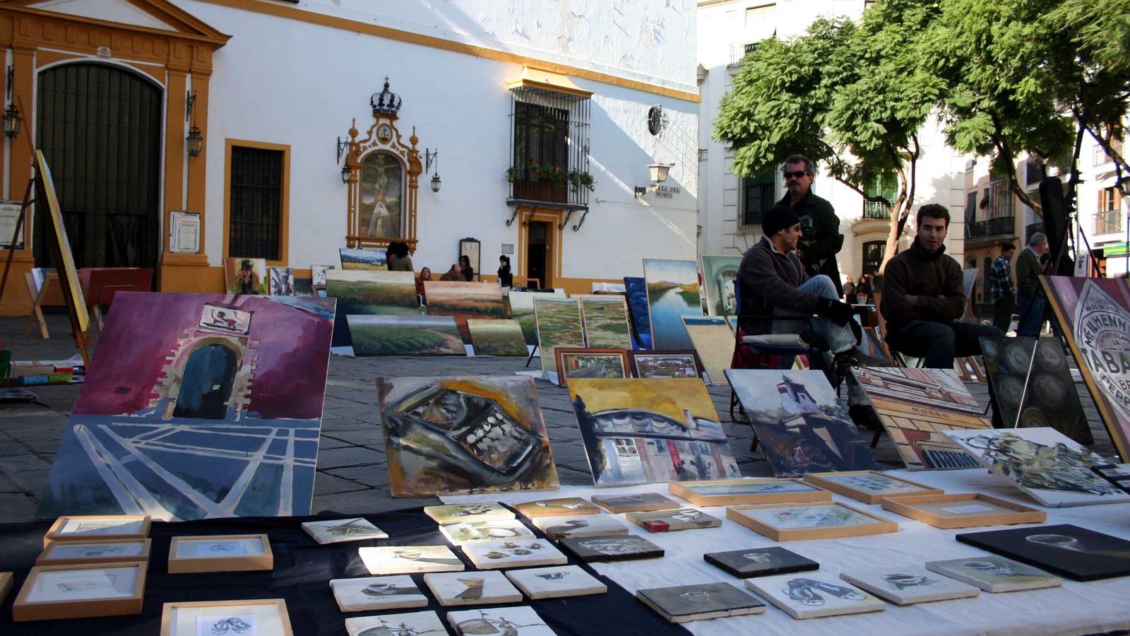El Mercado de la Asociación de Artistas de la Plaza del Museo, junto al Bellas Artes.