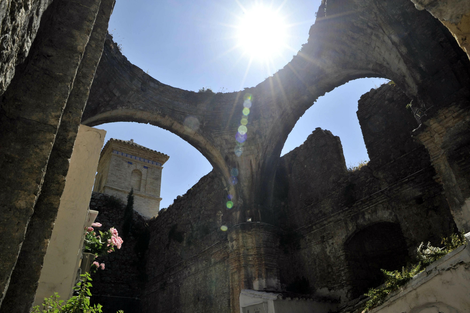 Imágenes del cementerio de Villaluenga