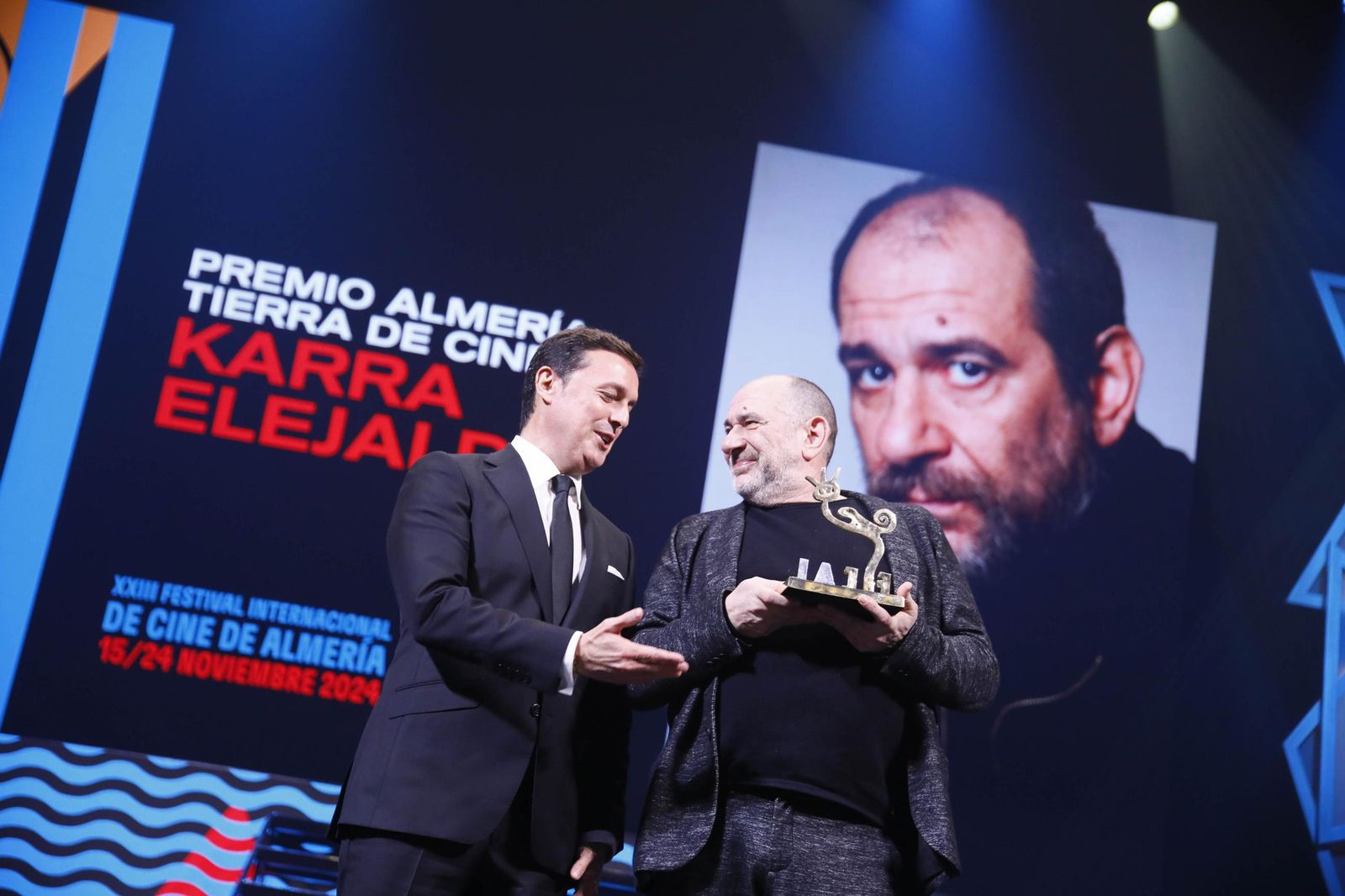 Las imágenes de la gala del Festival Internacional de Cine de Almería (Fical) con el premio 'Almería, tierra de cine' a Karra Elejalde