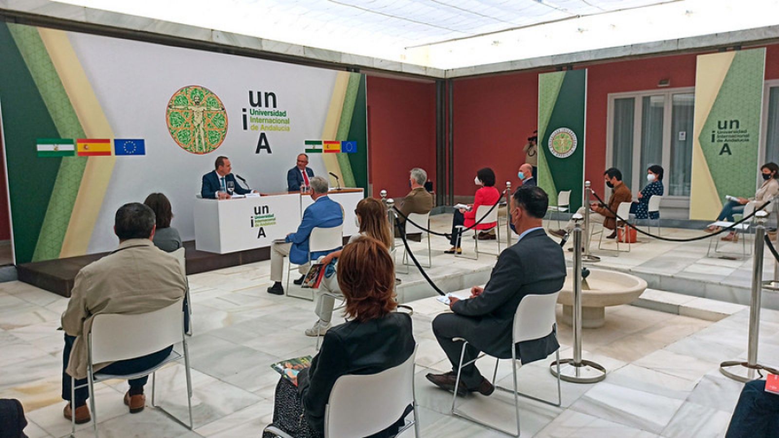 Presentación de los cursos de verano en la sede sevillana de la UNIA.