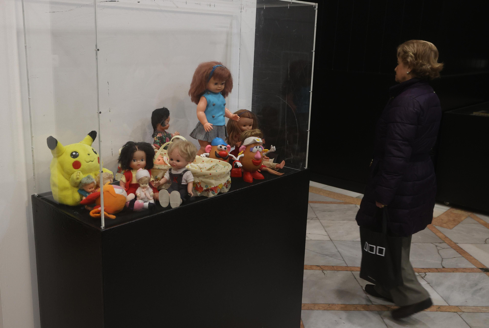 Exposición de juguetes antiguos en el Mercantil