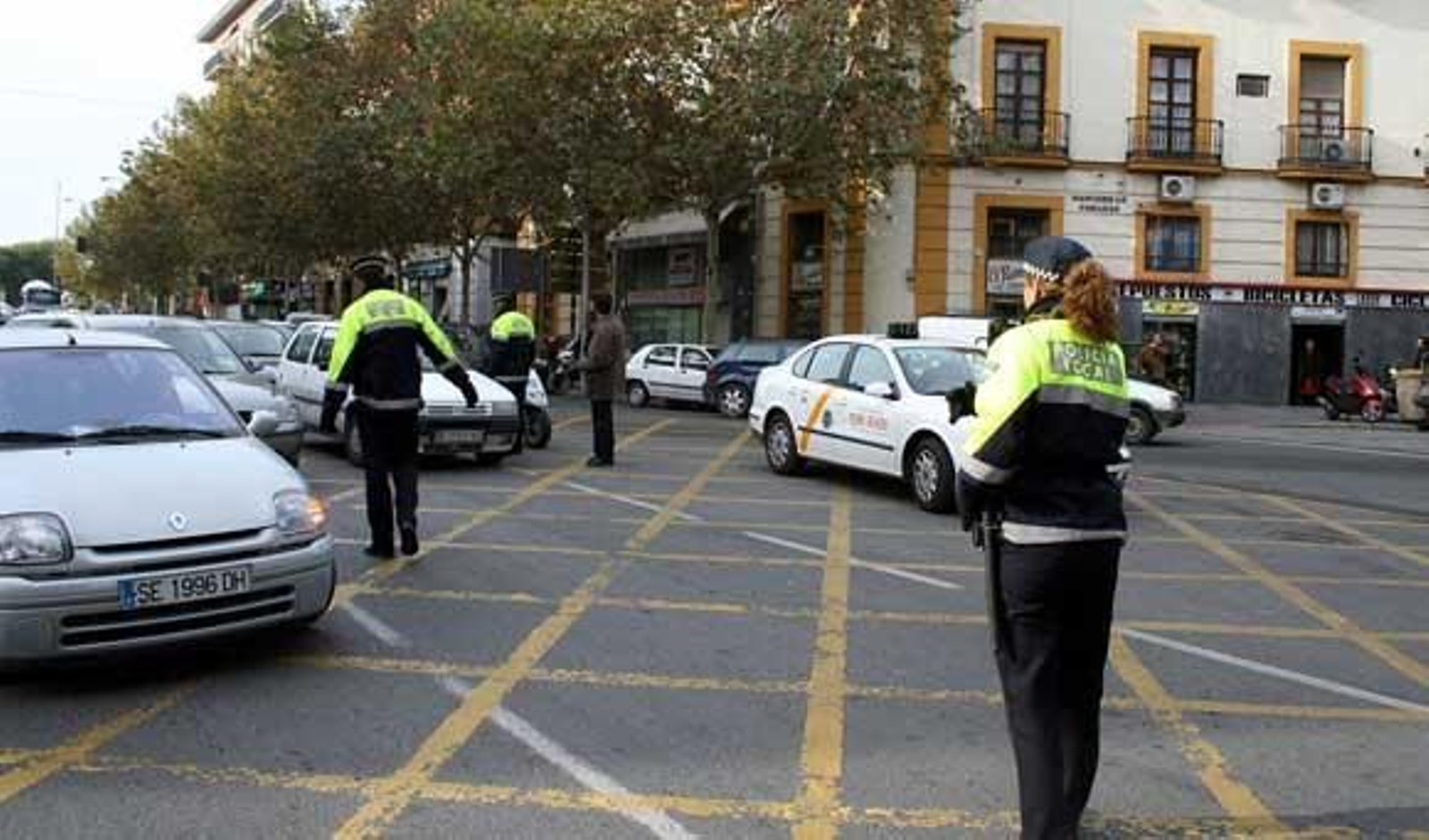 Imputados 9 policías locales por cobrar tasas ilegales