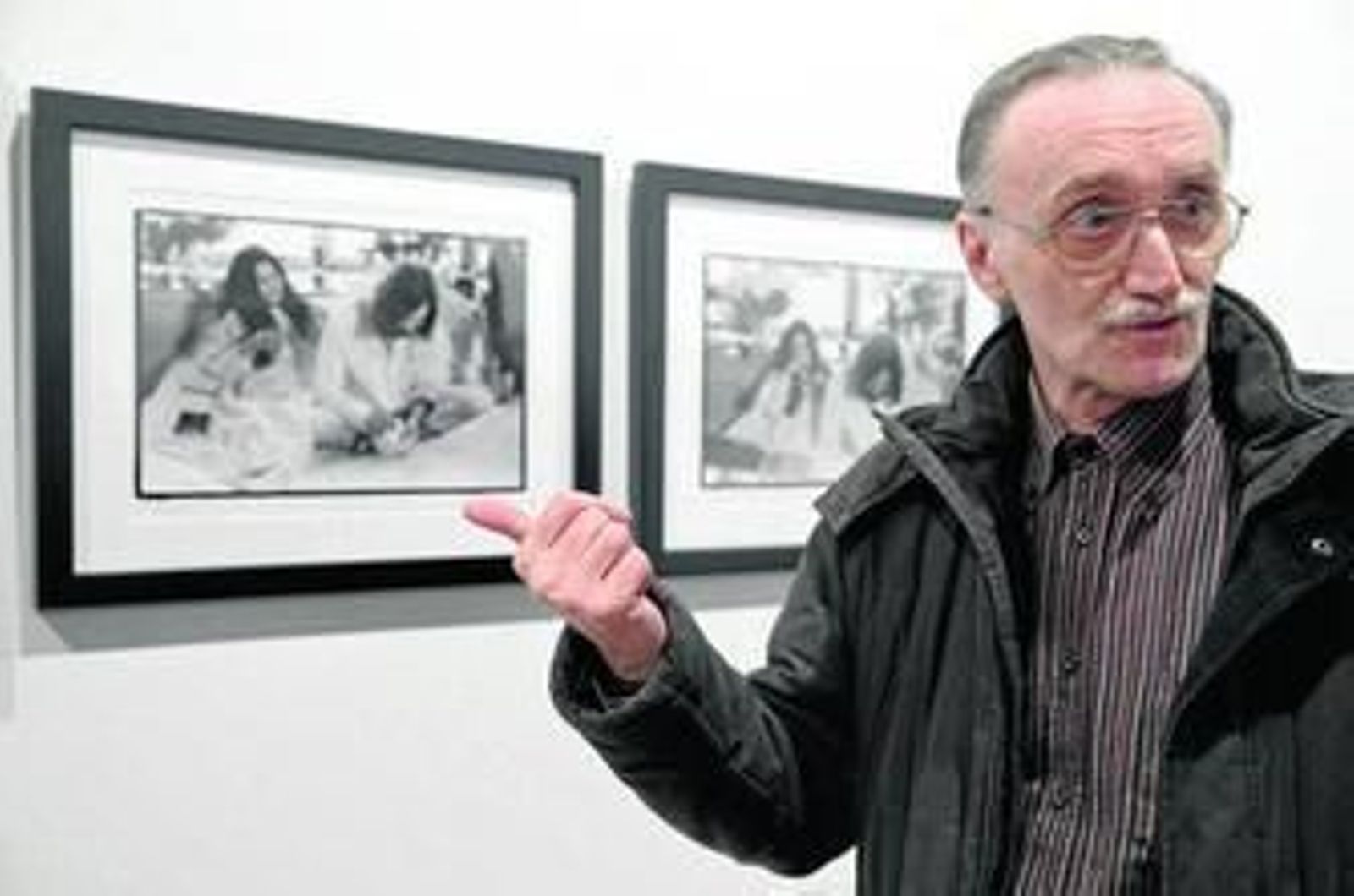 Bruno Vagnani, ayer, con sus fotografías, en La Térmica.