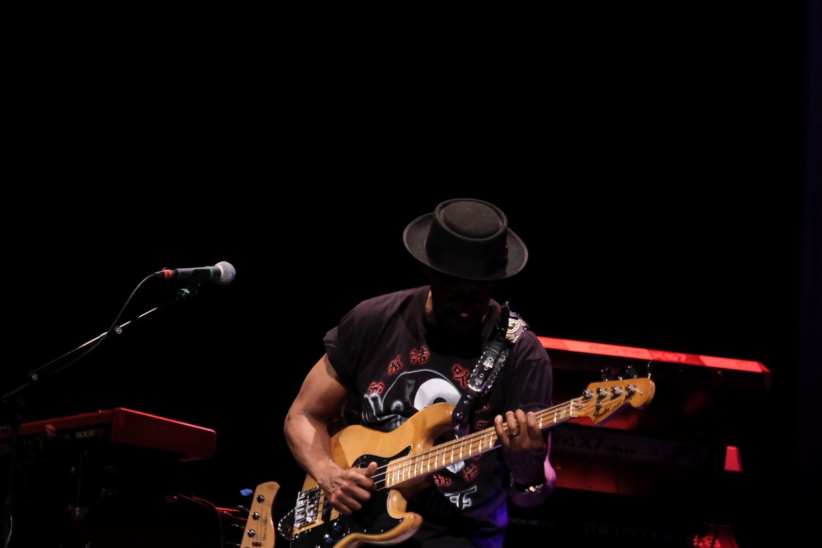 El concierto de Marcus Miller en el Festival de la Guitarra de Córdoba, en imágenes
