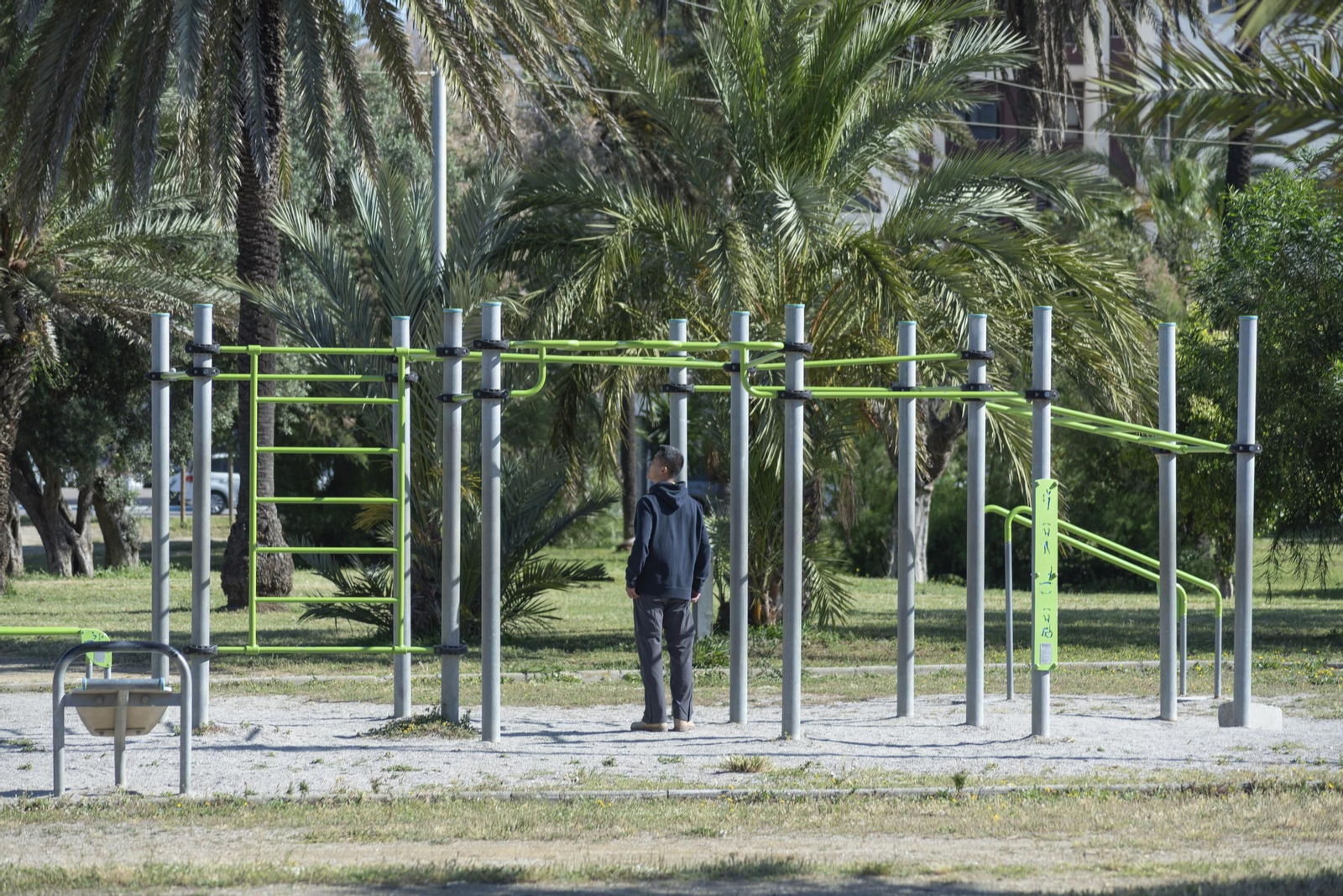 Fotos de gente practicando deporte al aire libre en La Línea