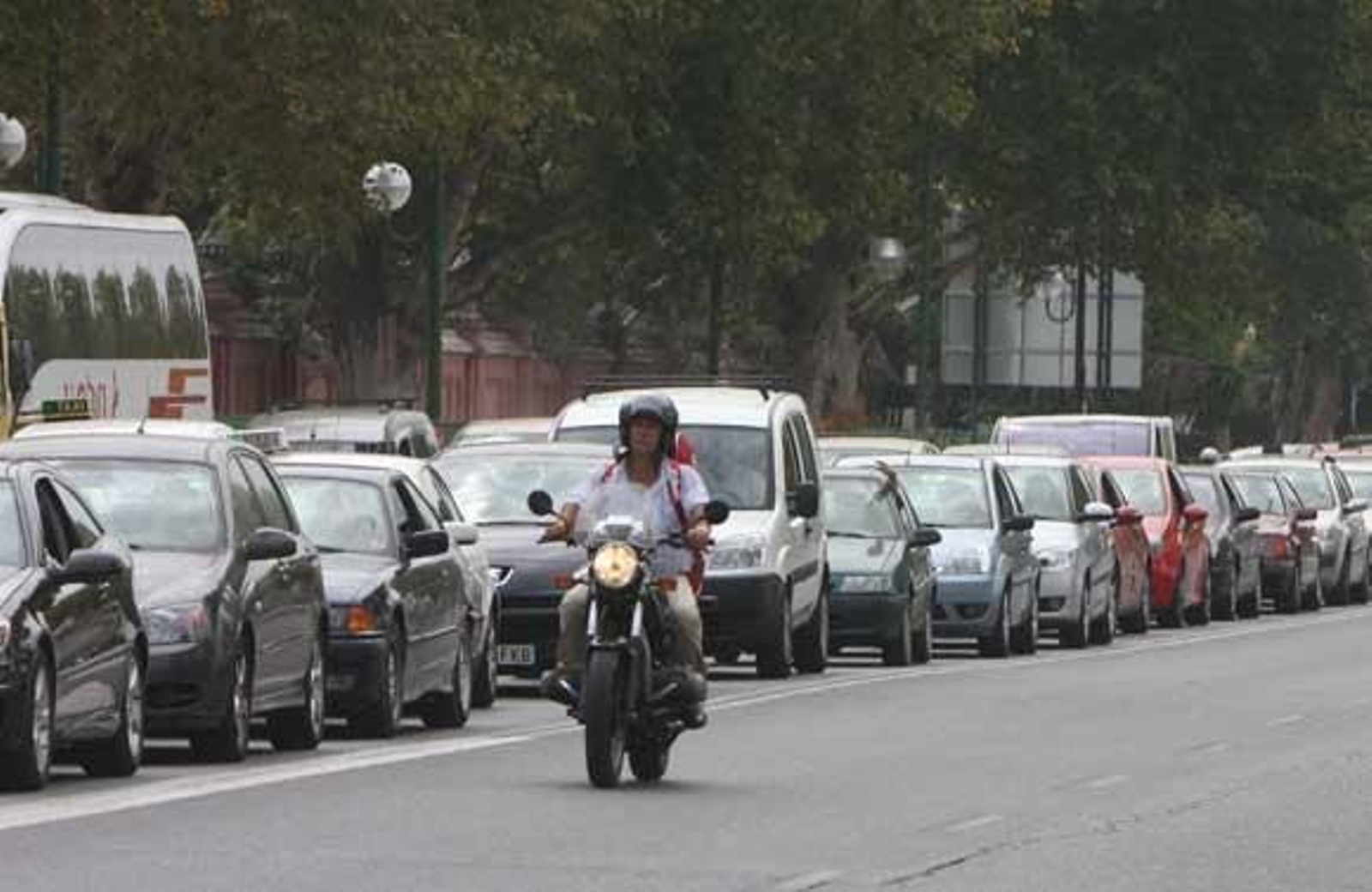 Sevilla supera a Madrid y Valencia en congestión de tráfico