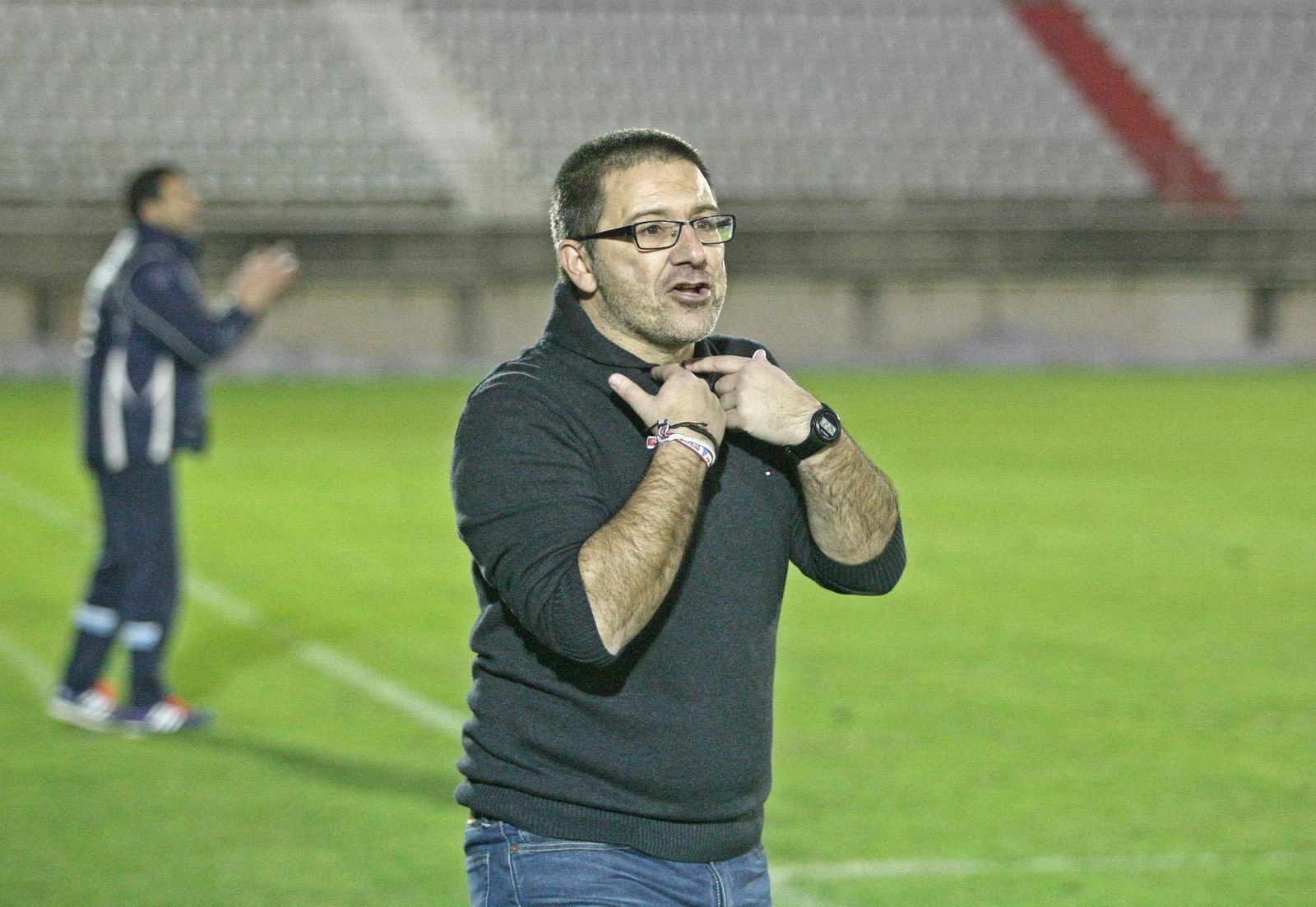 David Guti habla con un jugador en un partido de esta temporada.