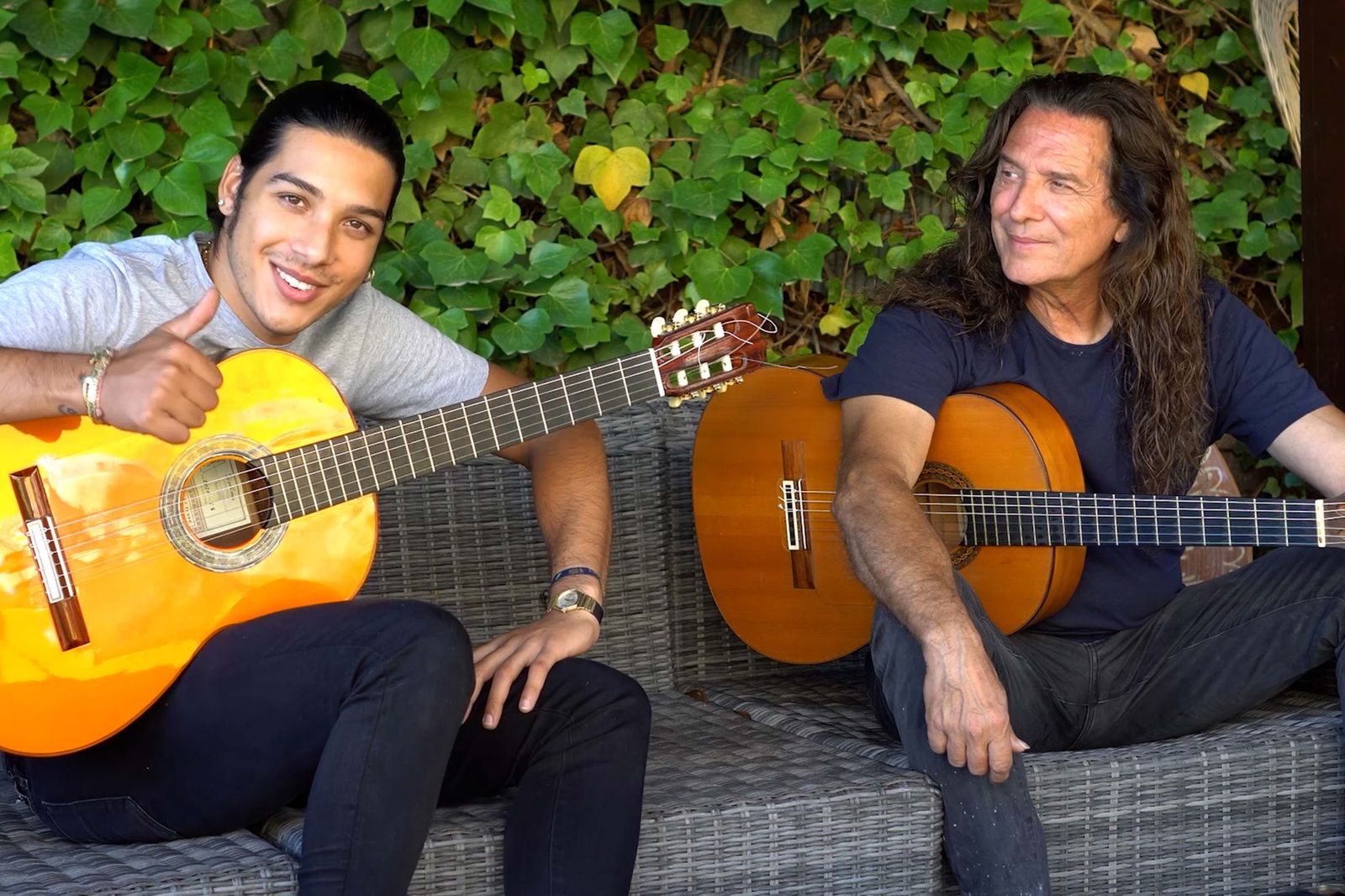 José del Tomate junto a su padre, el genial guitarrista José Fernández Torres ‘Tomatito’.