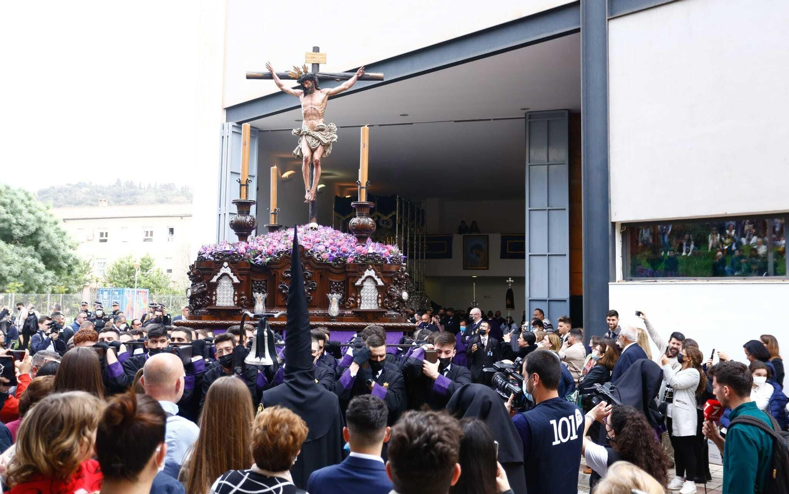 Las fotos de Crucifixión, en el Lunes Santo de Málaga
