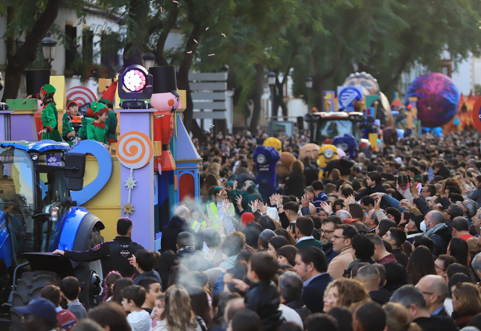 Imágenes de la Cabalgata de los Reyes Magos de Jerez 2025
