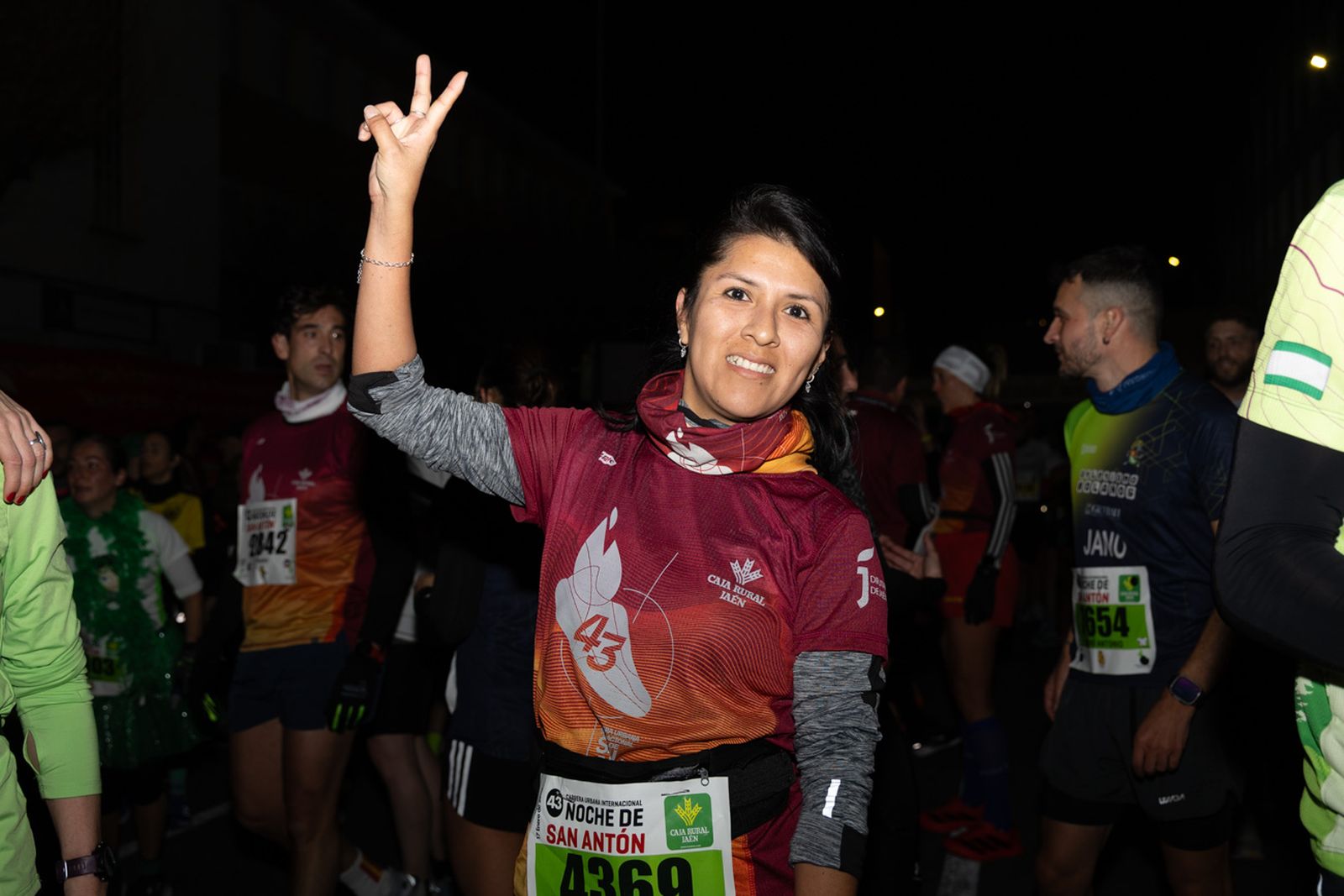 En imágenes: búscate en tu llegada a meta de la Carrera de San Antón 2026 (II)