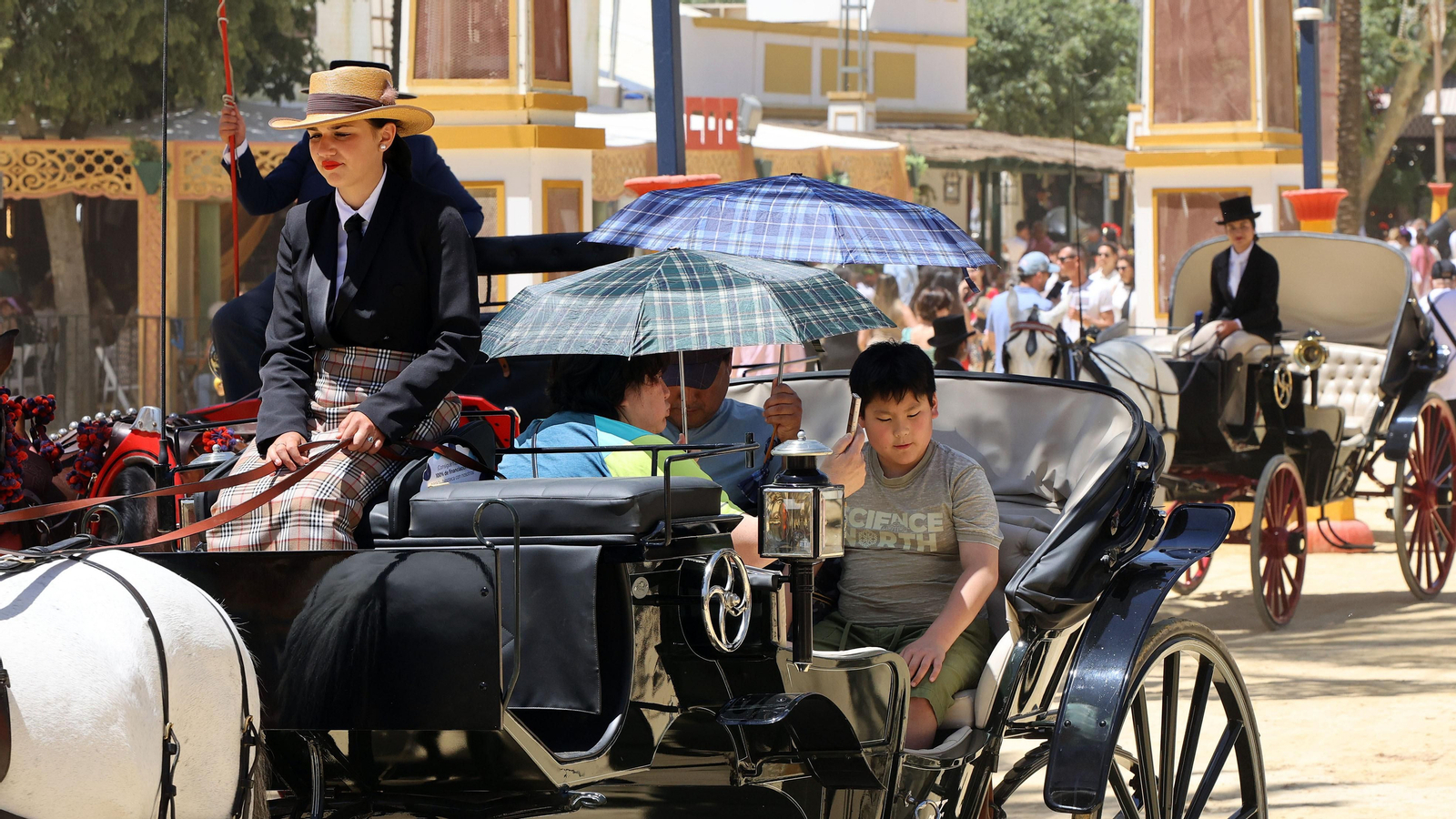 Imágenes del ambiente el miércoles en la Feria de Jerez 2024