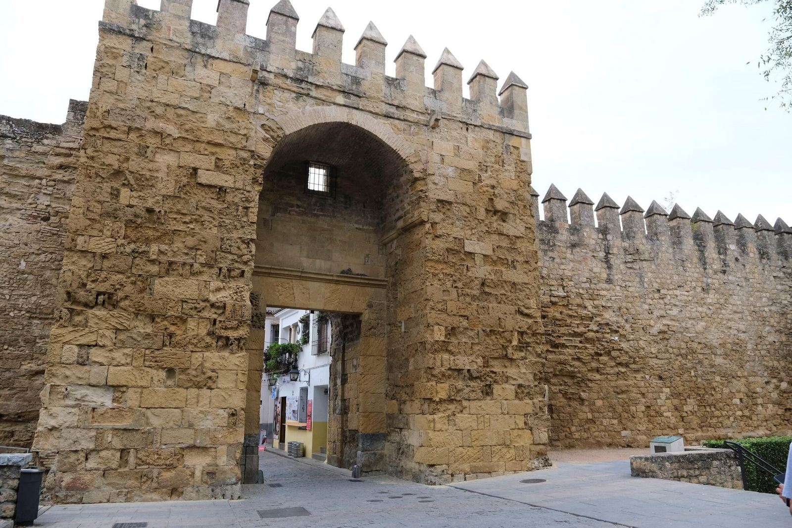 Puerta de Almodóvar de Córdoba.