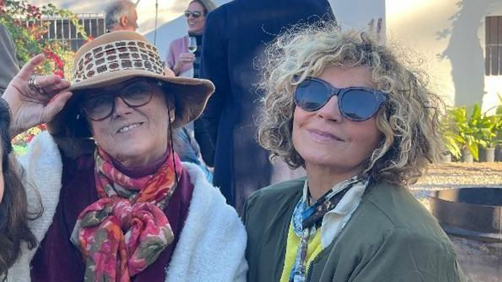 María José Macpherson y la diseñadora Desiree Mejer.