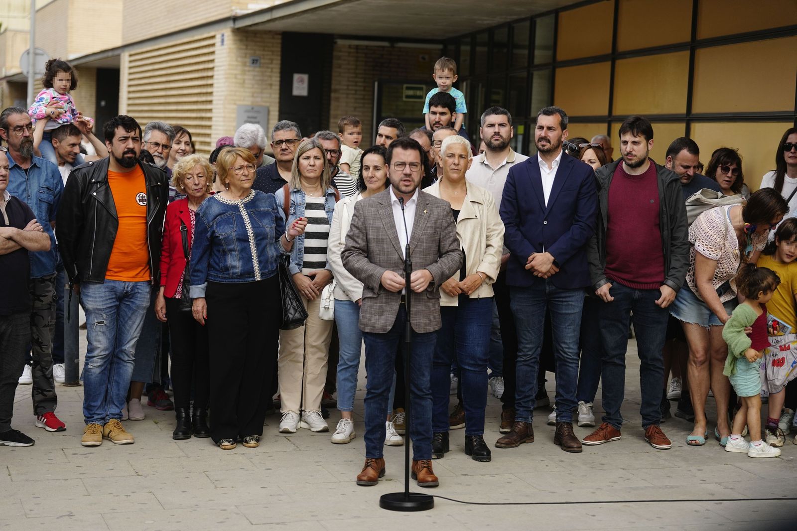 Las fotos de la jornada electoral en Cataluña
