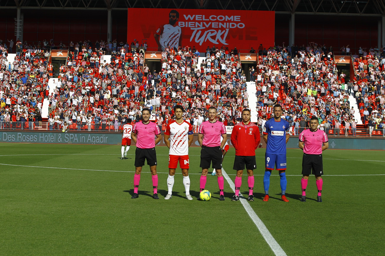 Imágenes del partido U.D. Almería-S.D. Amorebieta