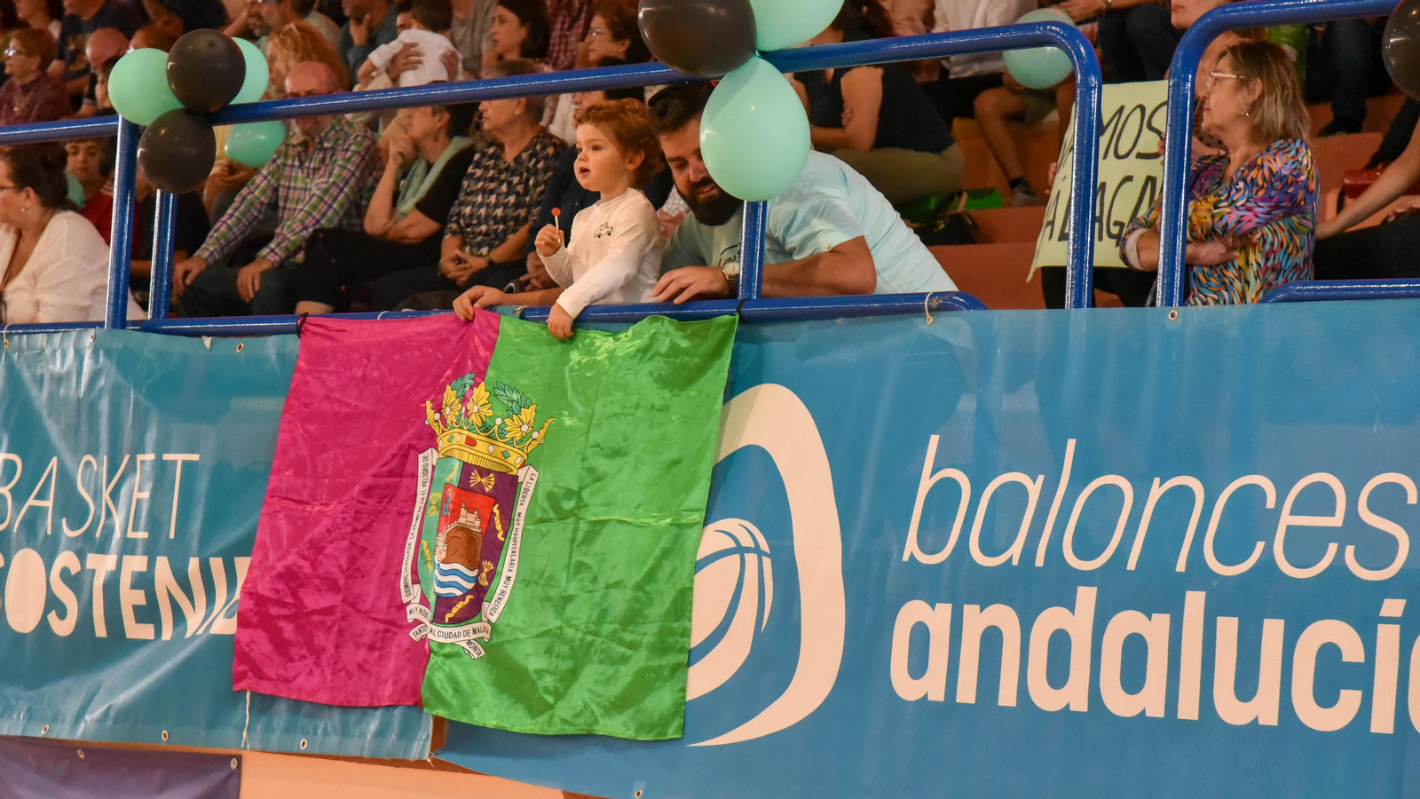 Las fotos de la tercera jornada del Andaluz infantil masculino de baloncesto en La Línea