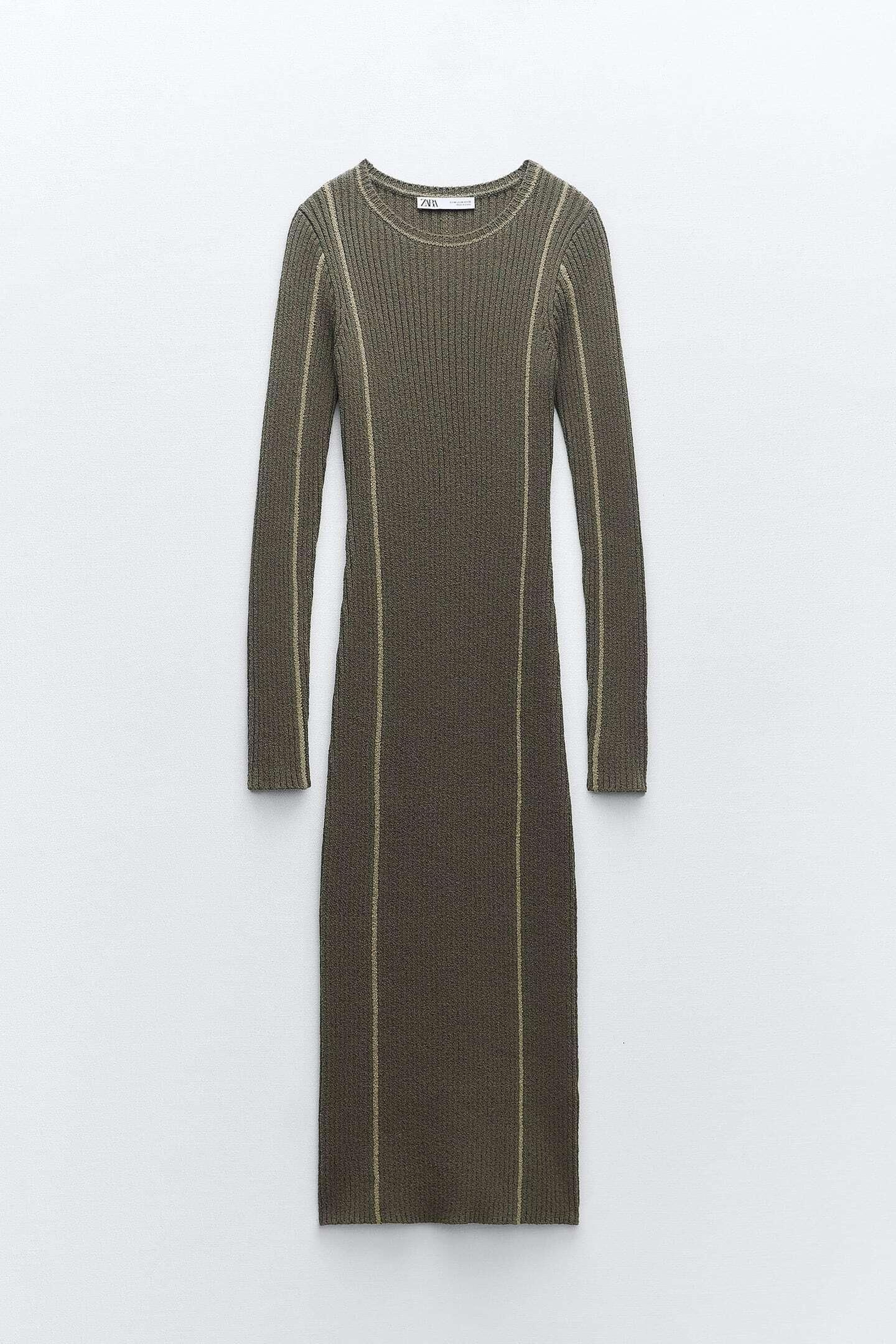 Vestido de punto de Zara.