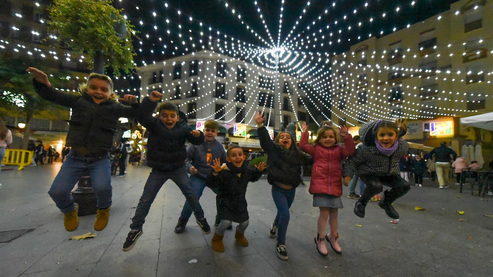 El encendido del alumbrado de Navidad en La Línea, en imágenes