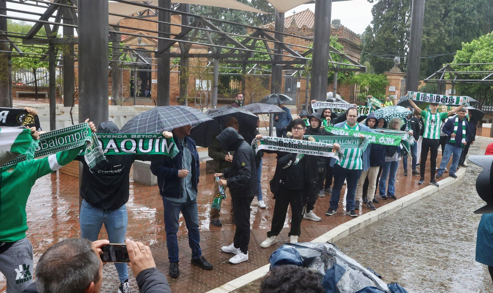 Las fotos del entierro de Manuel Ruiz de Lopera