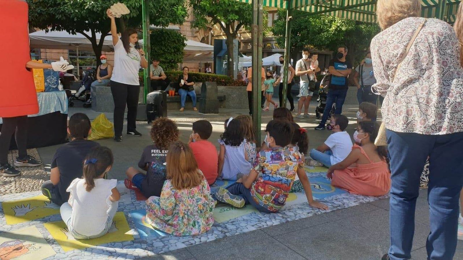 Participantes en uno de los talleres que se han desarrollado.