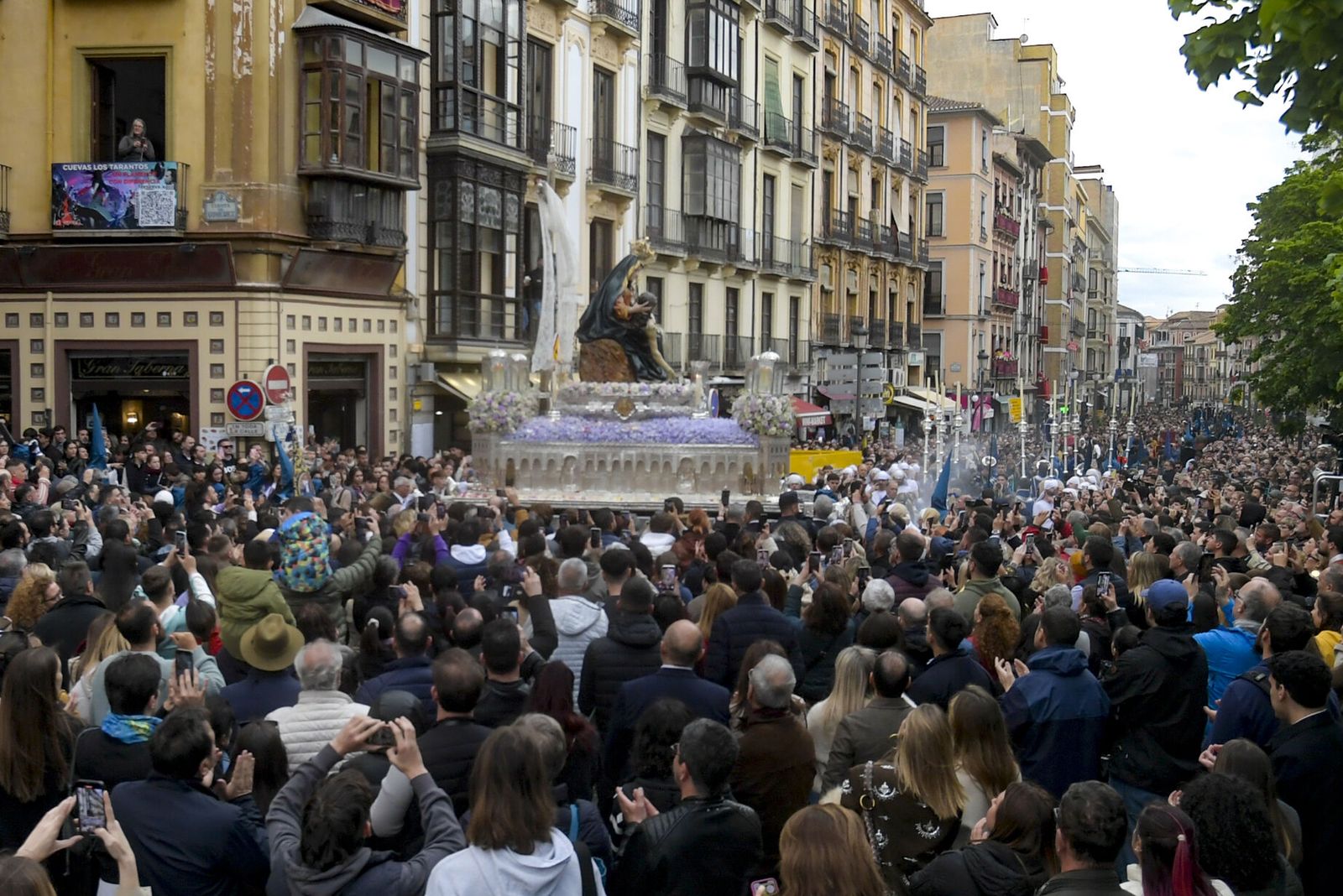 Las mejores imágenes del Sábado Santo de Granada