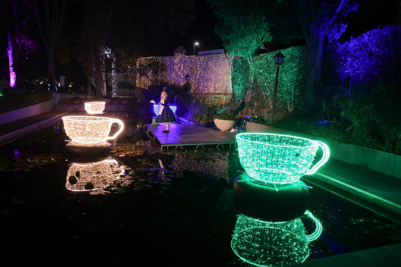 El espectaculo 'La Navidad en el Jardín de las Maravillas¡ en el Jardín Botánico, en imágenes