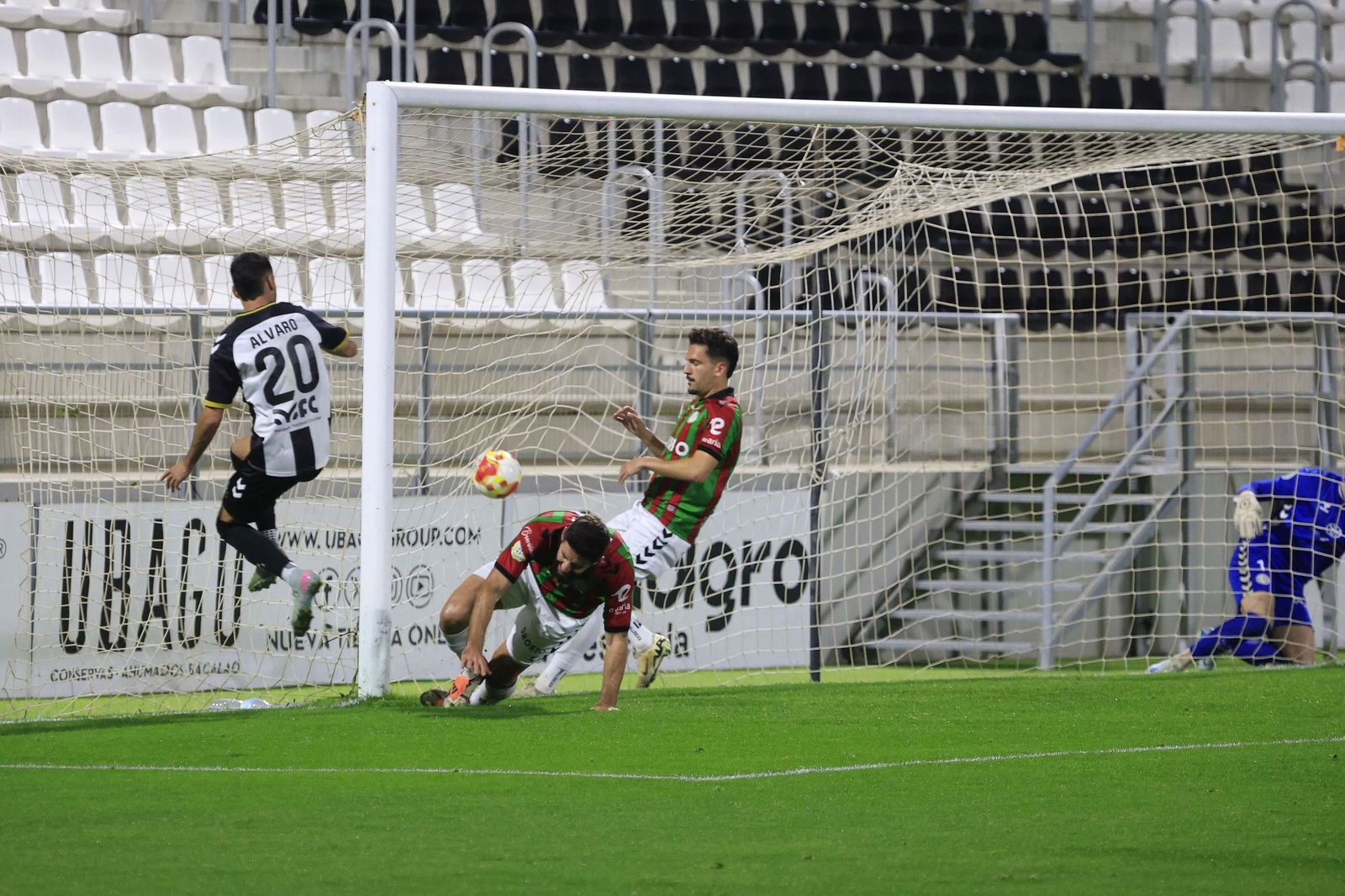 Las mejores fotos del Balona - Atlético Central de Tercera Federación