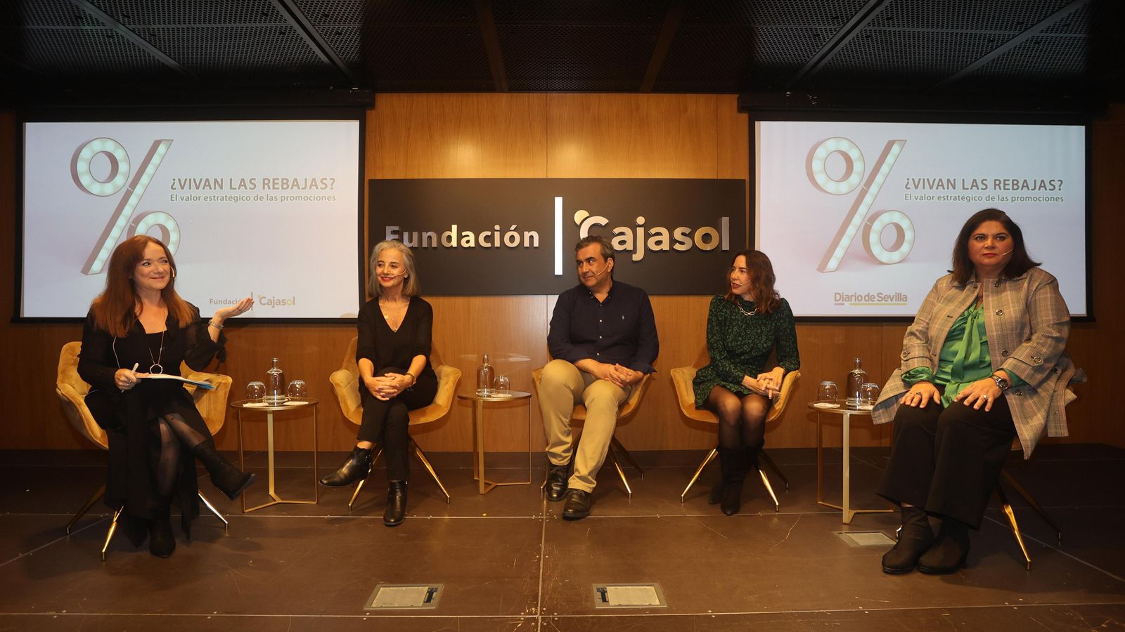 Una estrategia de precios coherente es clave para mantener la salud del comercio. Una estrategia de precios coherente es clave para mantener la salud del comercio.