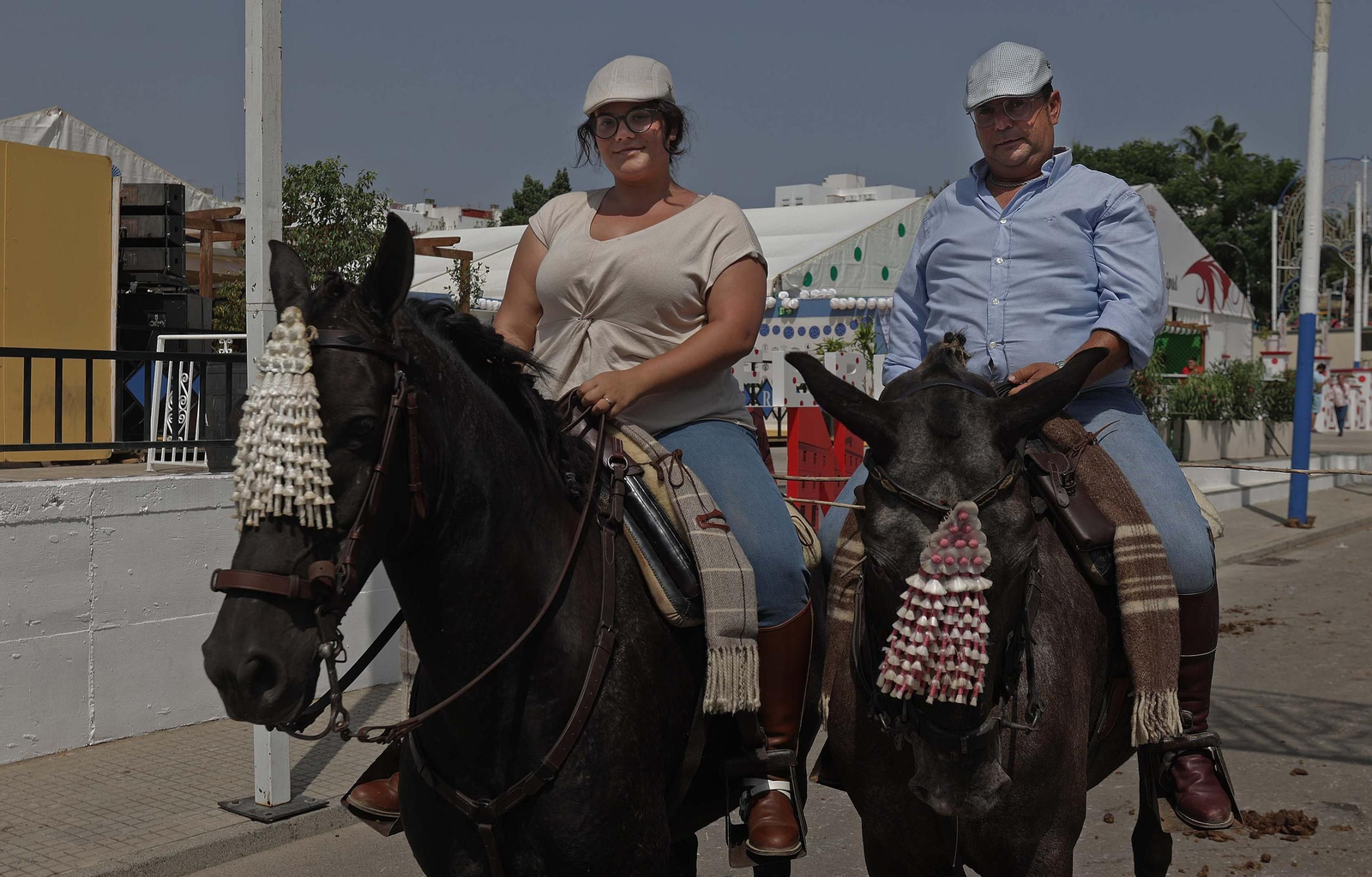 Búscate en las fotos del Domingo Rociero en la Feria Real de San Roque 2025