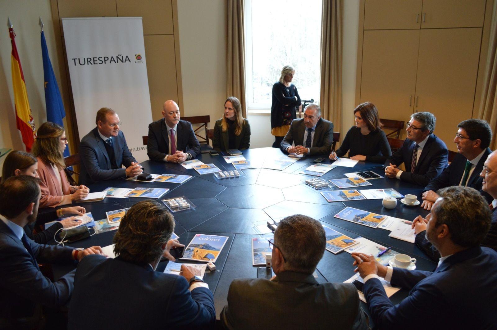 El vicepresidente mantuvo ayer varias reuniones con agentes turísticos alemanes.