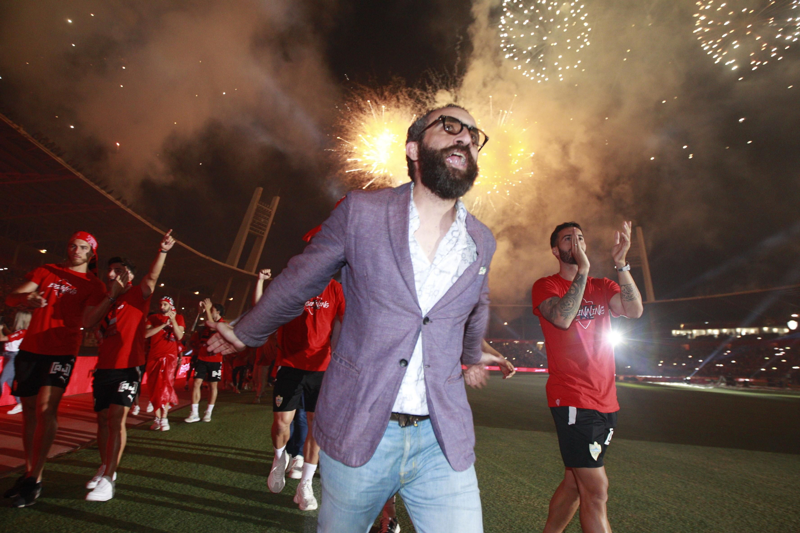 Las imágenes de la fiesta del ascenso de la U.D. Almería en el Estadio Mediterráneo.