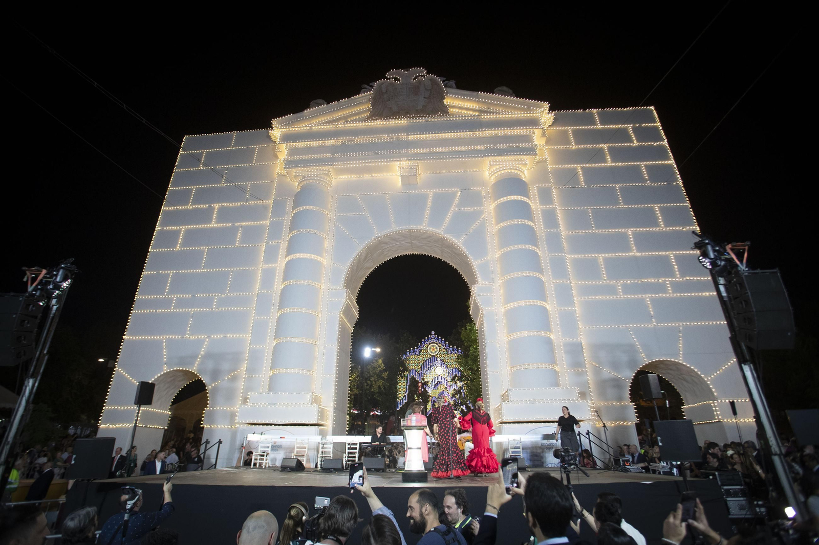 Imágenes de las primeras horas de la Feria del Corpus 2025