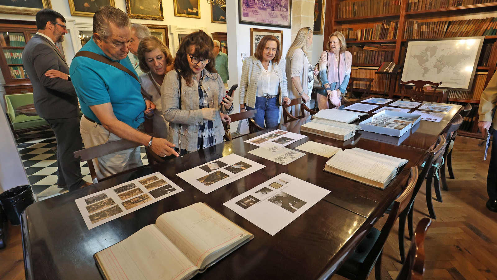 Fundación González Byass celebra el día de los Archivos en Jerez
