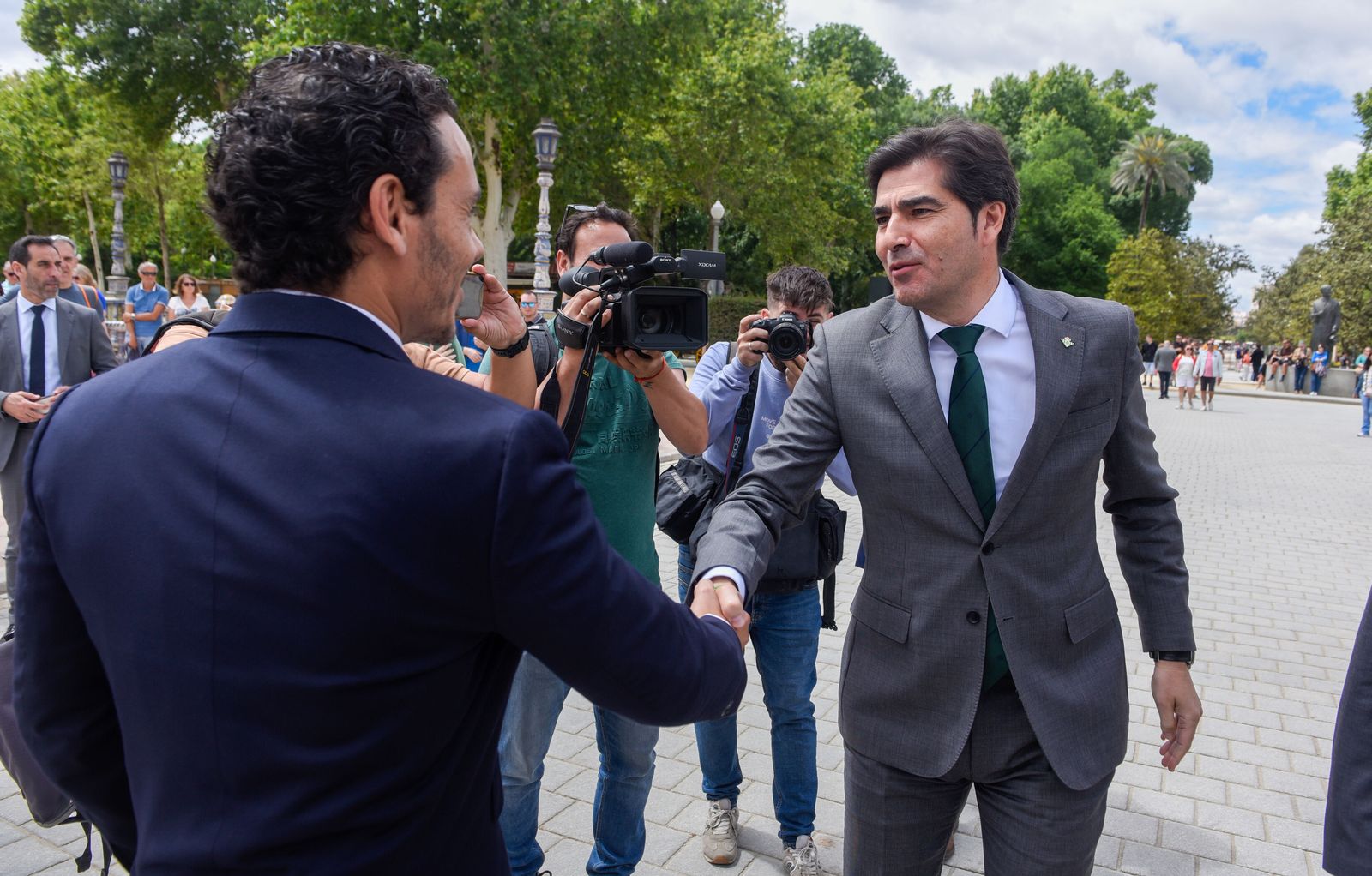 El derbi sevillano | Las fotos del alcalde y los presidentes de Betis y Sevilla