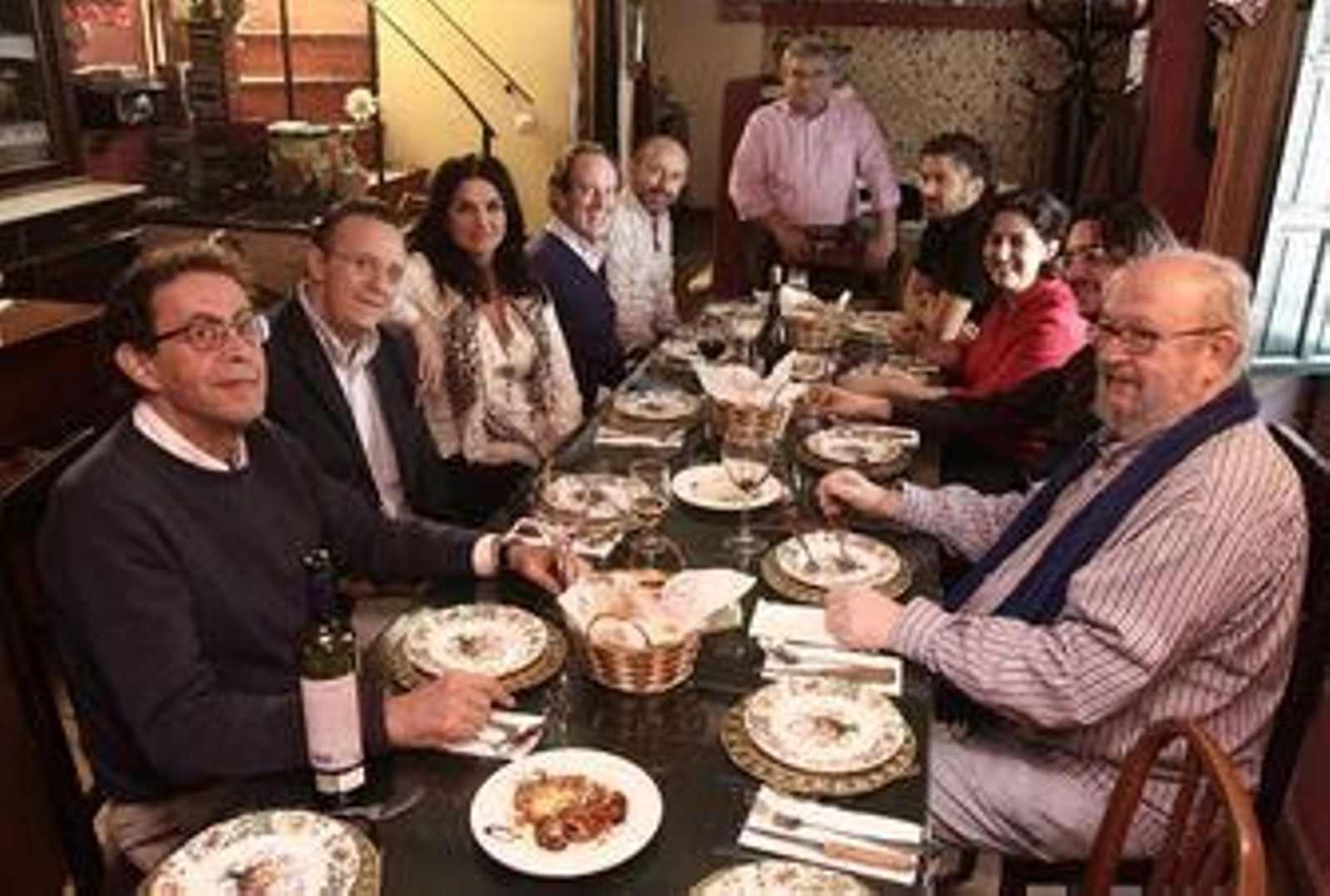 Un logotipo para mayores de 18 años