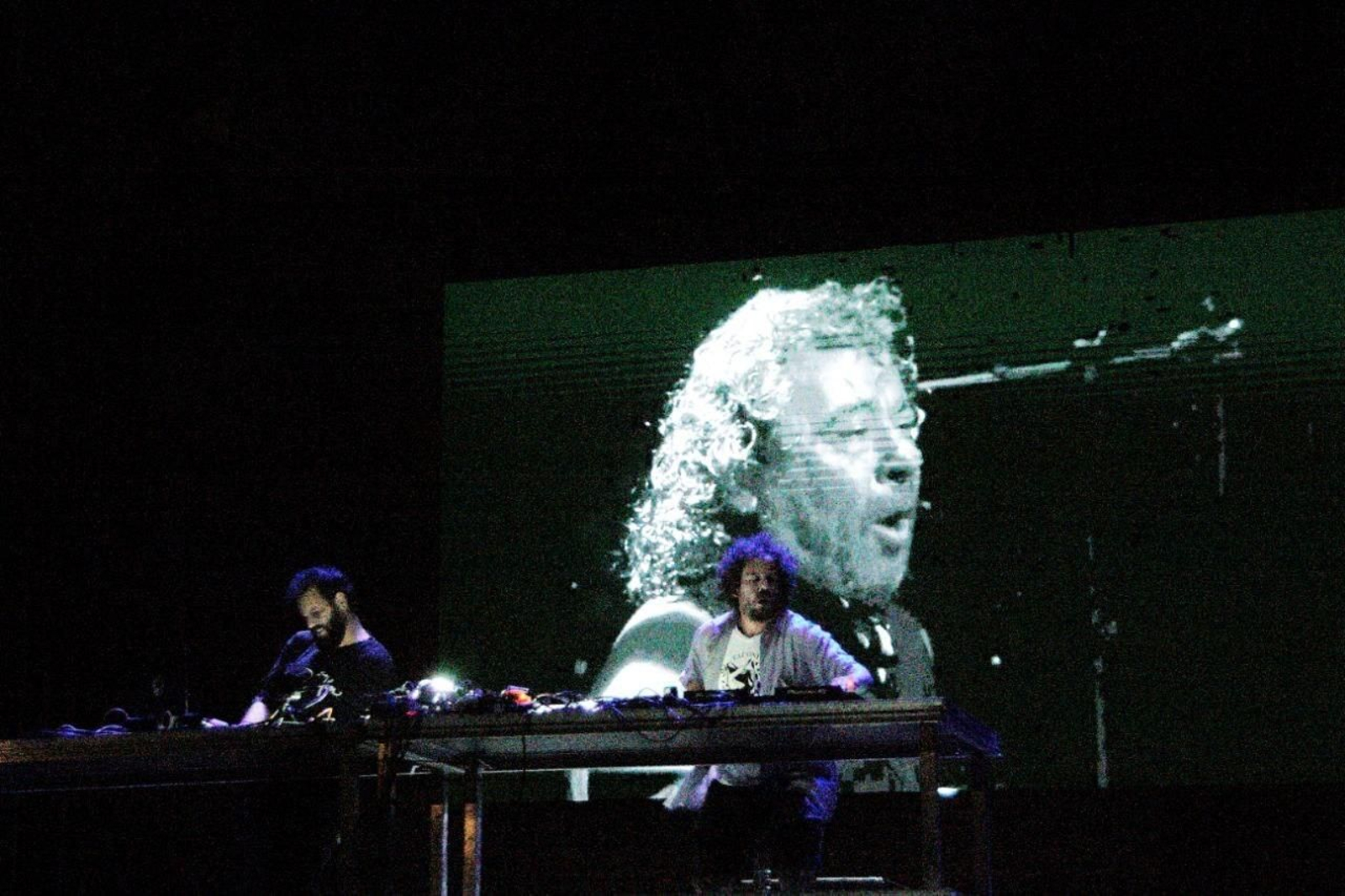 Pedro y Benito Jiménez, los Voluble, y Juan Moneo en la pantalla