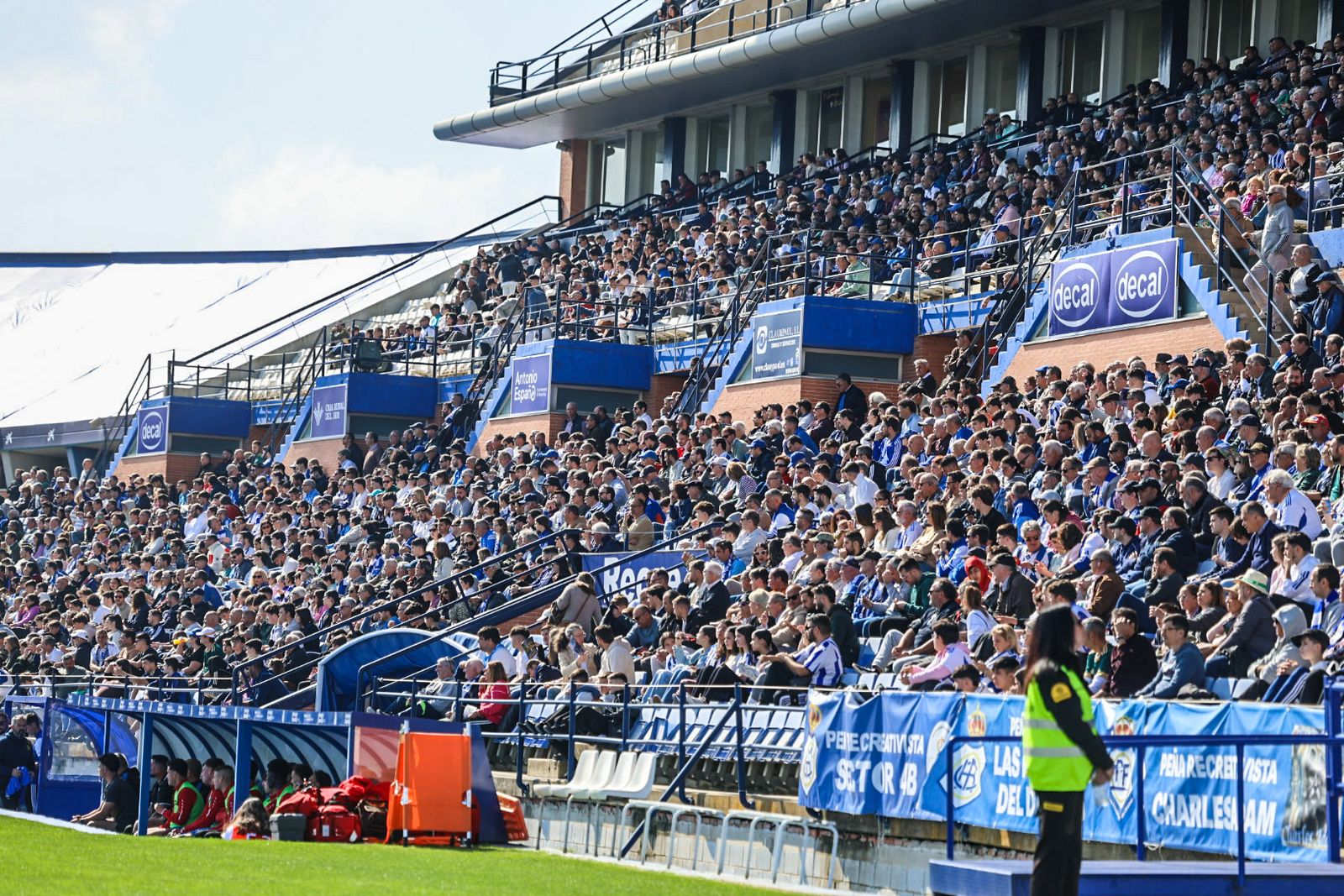 Búscate en las gradas del Nuevo Colombino durante el Recre-Deportiva Minera