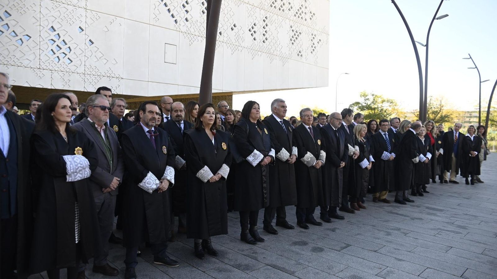 Jueces y personal de justicia se concentran en Córdoba.