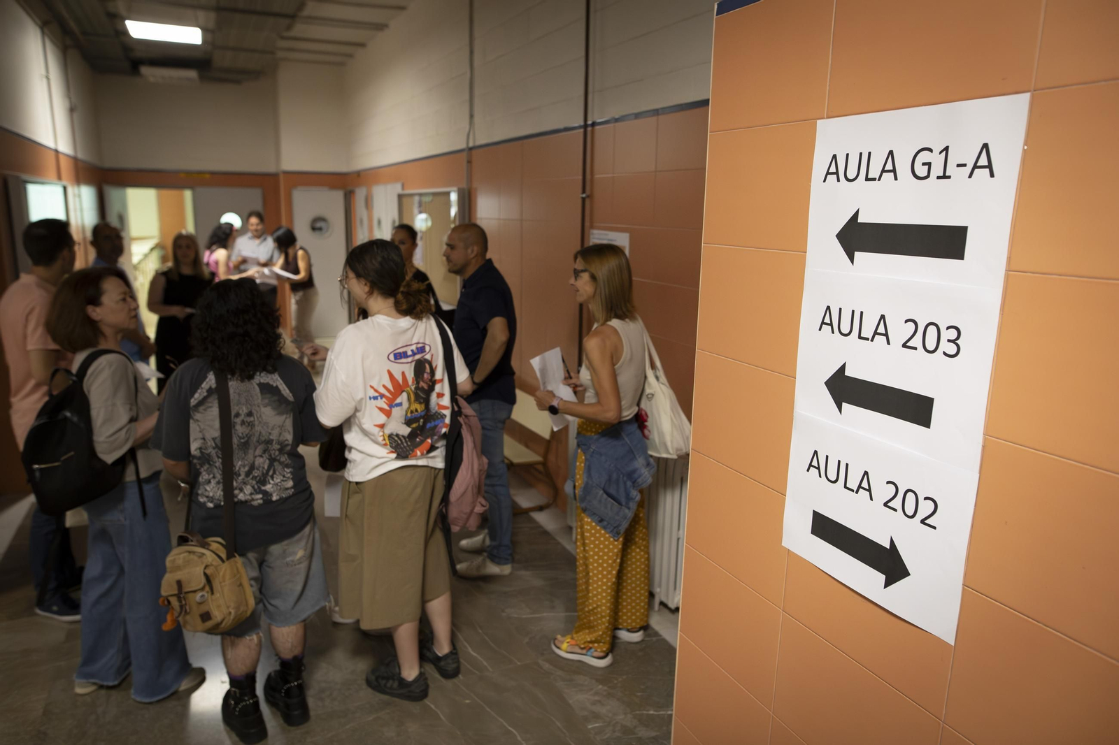 El primer día de Selectividad en Granada, en imágenes