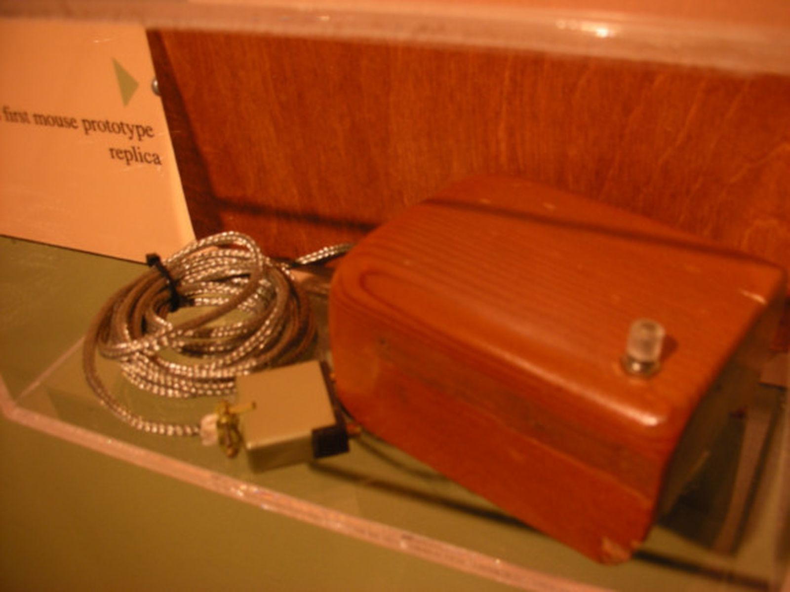 Cuarenta años del primer 'clic' de un ratón