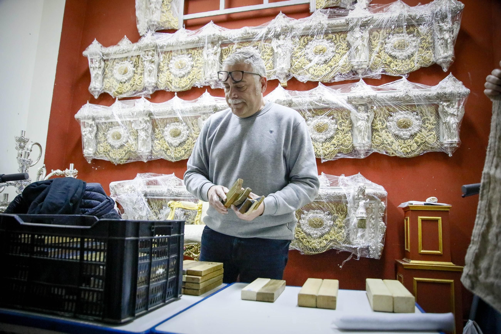 Ensayo de la hermandad de los Ángeles de la ciudad de Almería, en imágenes