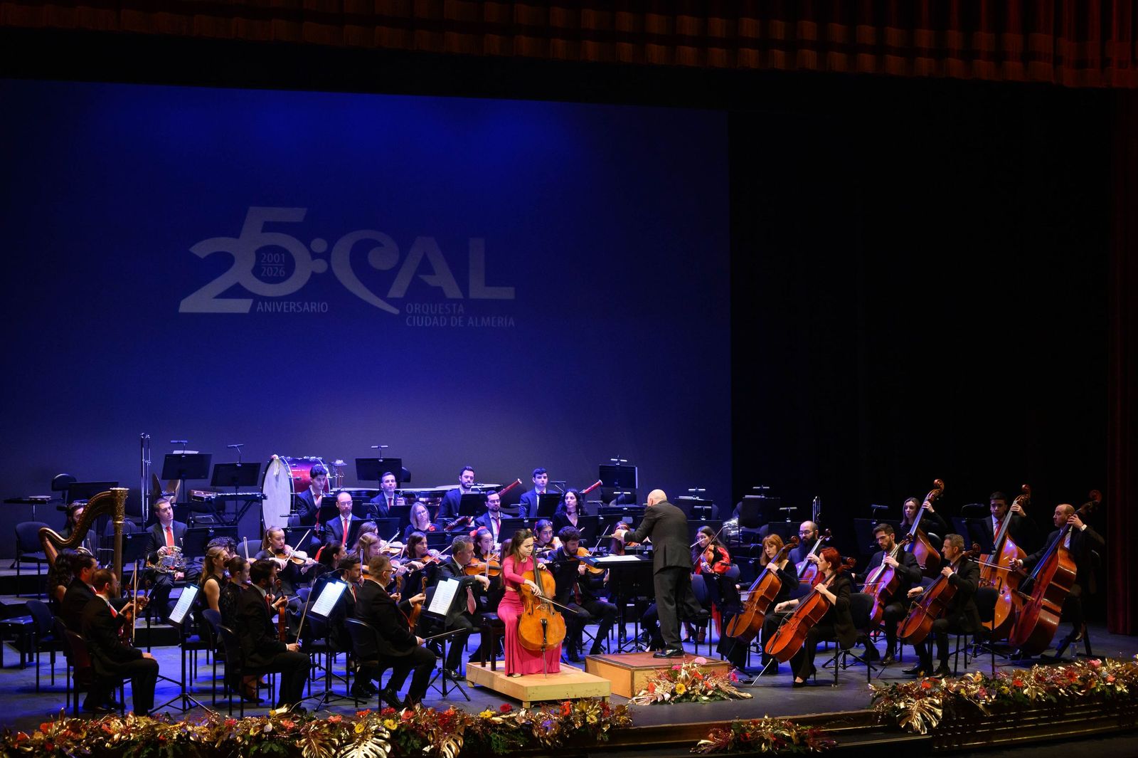 Gran concierto de la OCAL bajo la dirección de Michael Thomas en el Auditorio Maestro Padilla.